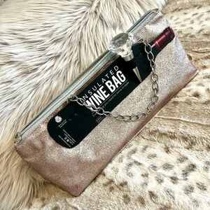 Insulated Wine Bag w/cork!  Clutch Pursue and can used as one. Gold/shimmer